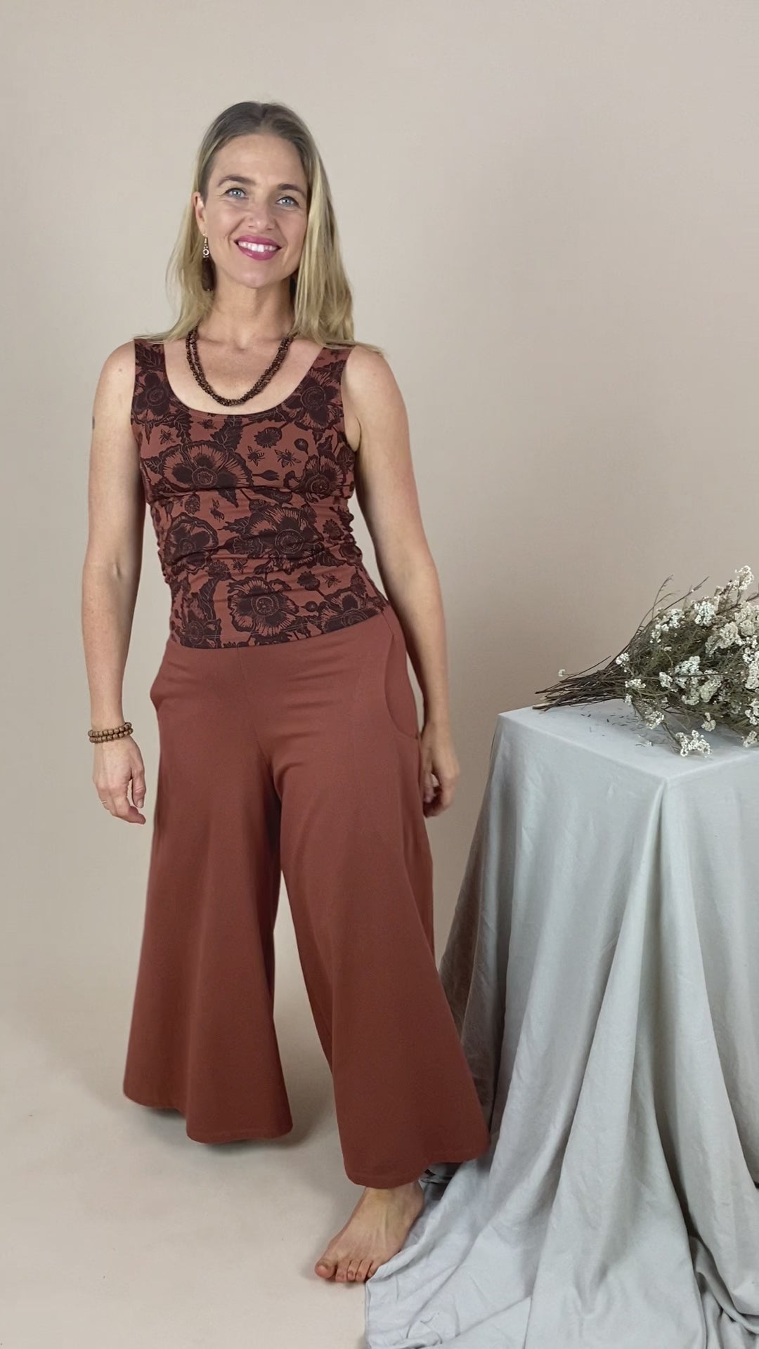 Organic Tank - Opium Poppies Print (8)